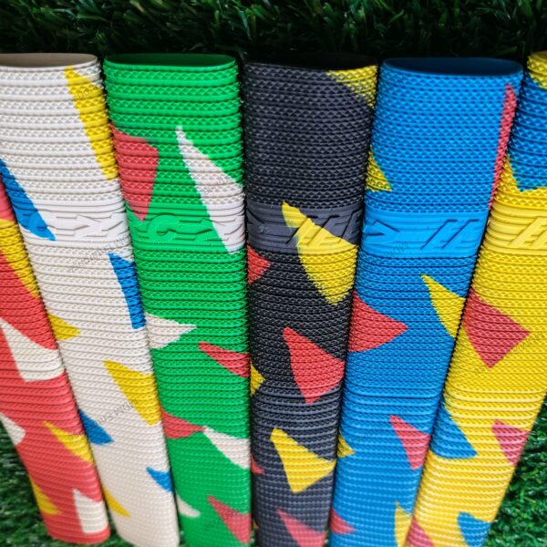 Diamond Cut & Double Diamond Camo Cricket Bat Grip – 30 cm - Image 4